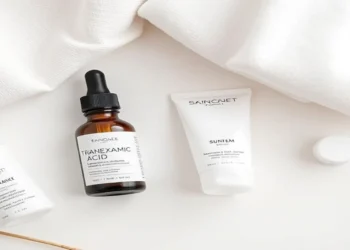 Tranexamic acid serum and skincare products for treating hyperpigmentation, dark spots, and acne scars